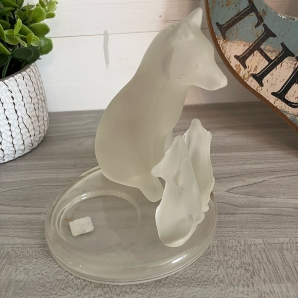 Partylite Wolf Family Frosted Tea Light Votive Holder - Picture 7 of 16